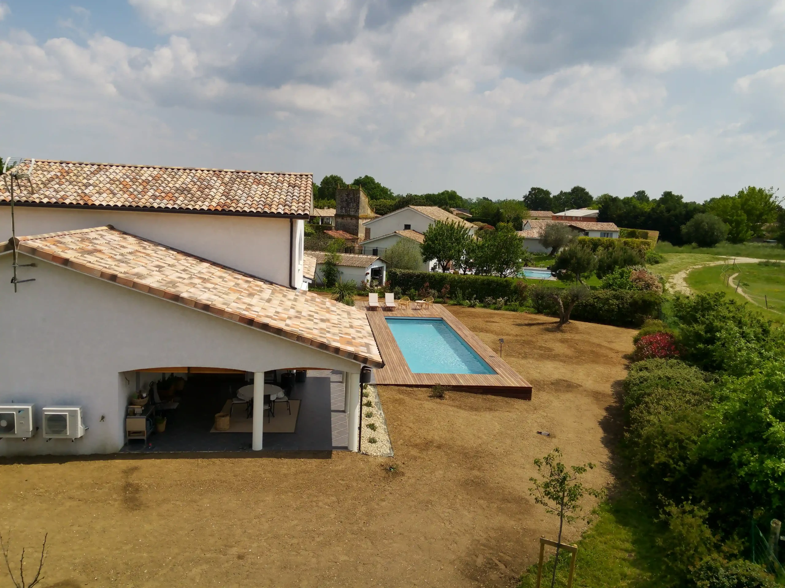 Création de fosses de piscines